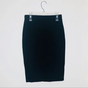Black bodycon skirt